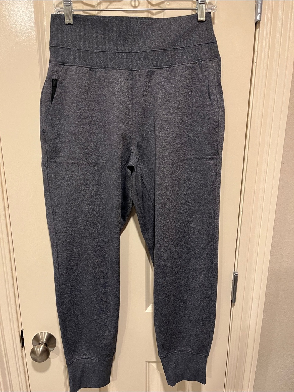 Athleta Venice Jogger in Heathered Grey
